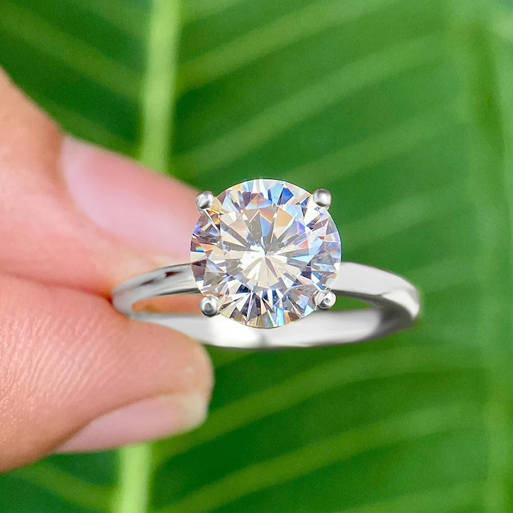 Classic Solitaire Moissanite Diamond Ring – Silver 925 | Diamond-Like Sparkle