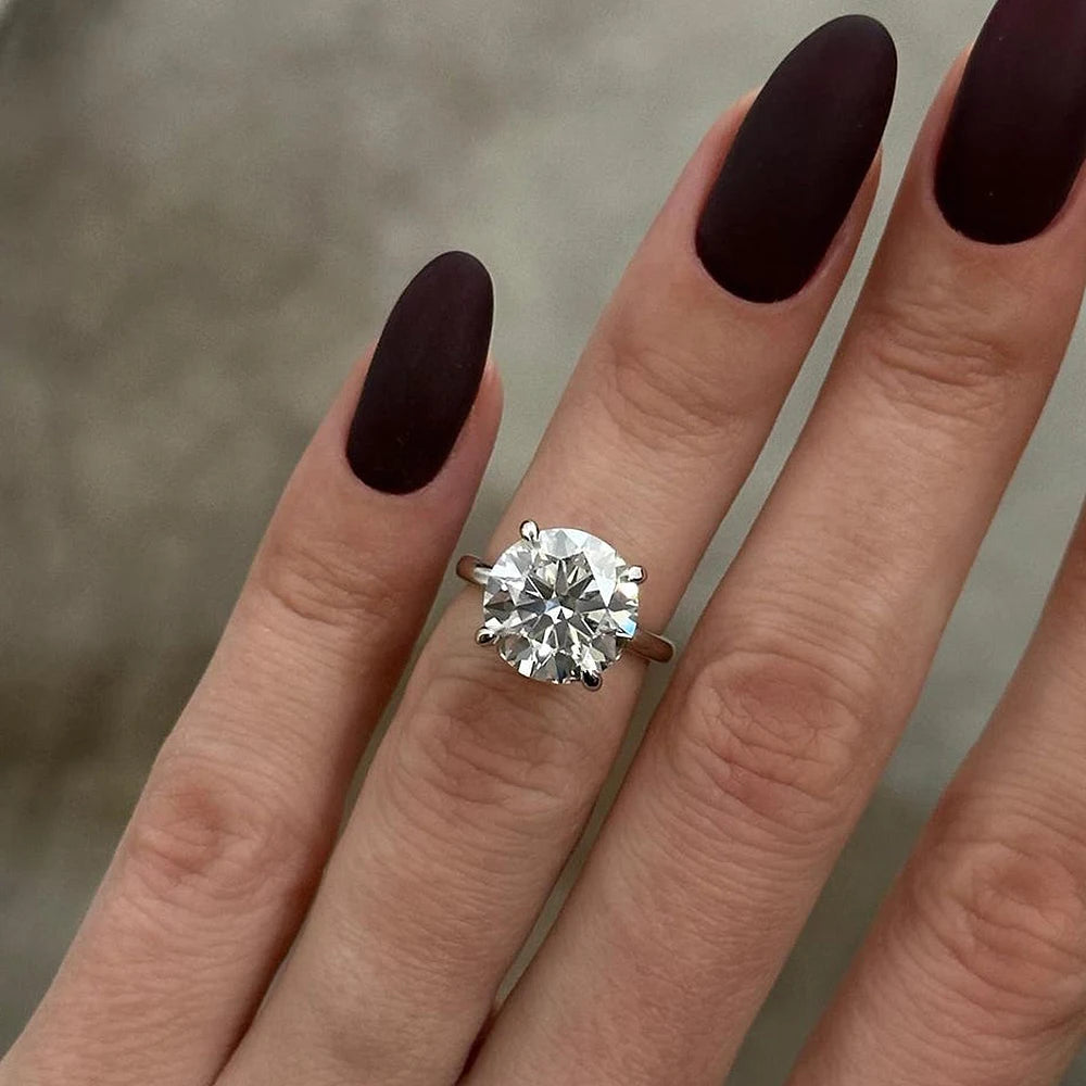 Classic Solitaire Moissanite Diamond Ring – Silver 925 | Diamond-Like Sparkle